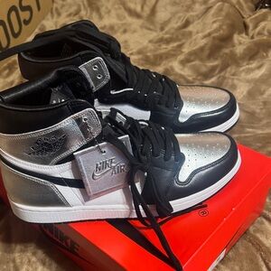Jordan Women's Sneakers in Black and Silver